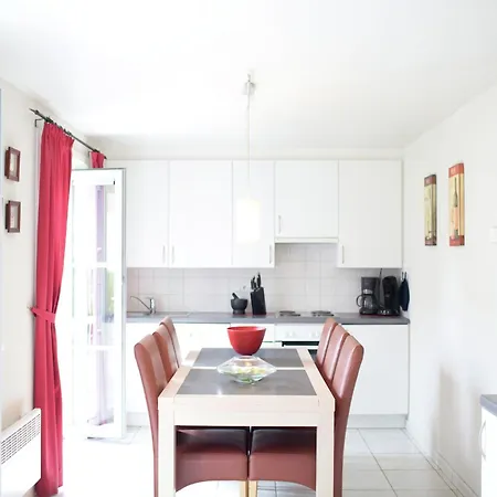 In Near Beach, Cleaning Included * De Haan