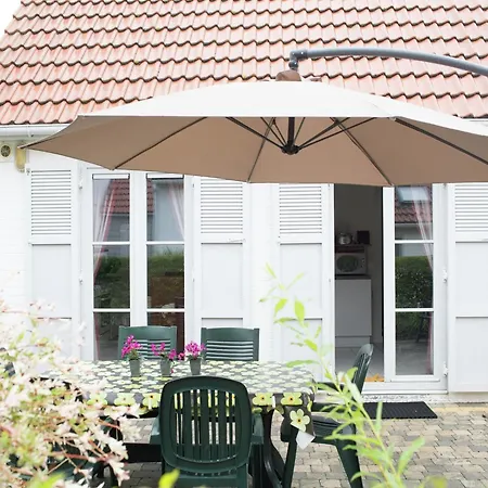 In De Haan, Cleaning Included Holiday home *